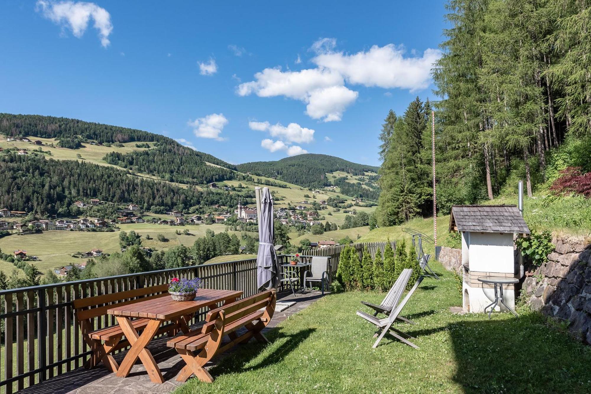 Planatschhof Apartment Funes  Exterior foto