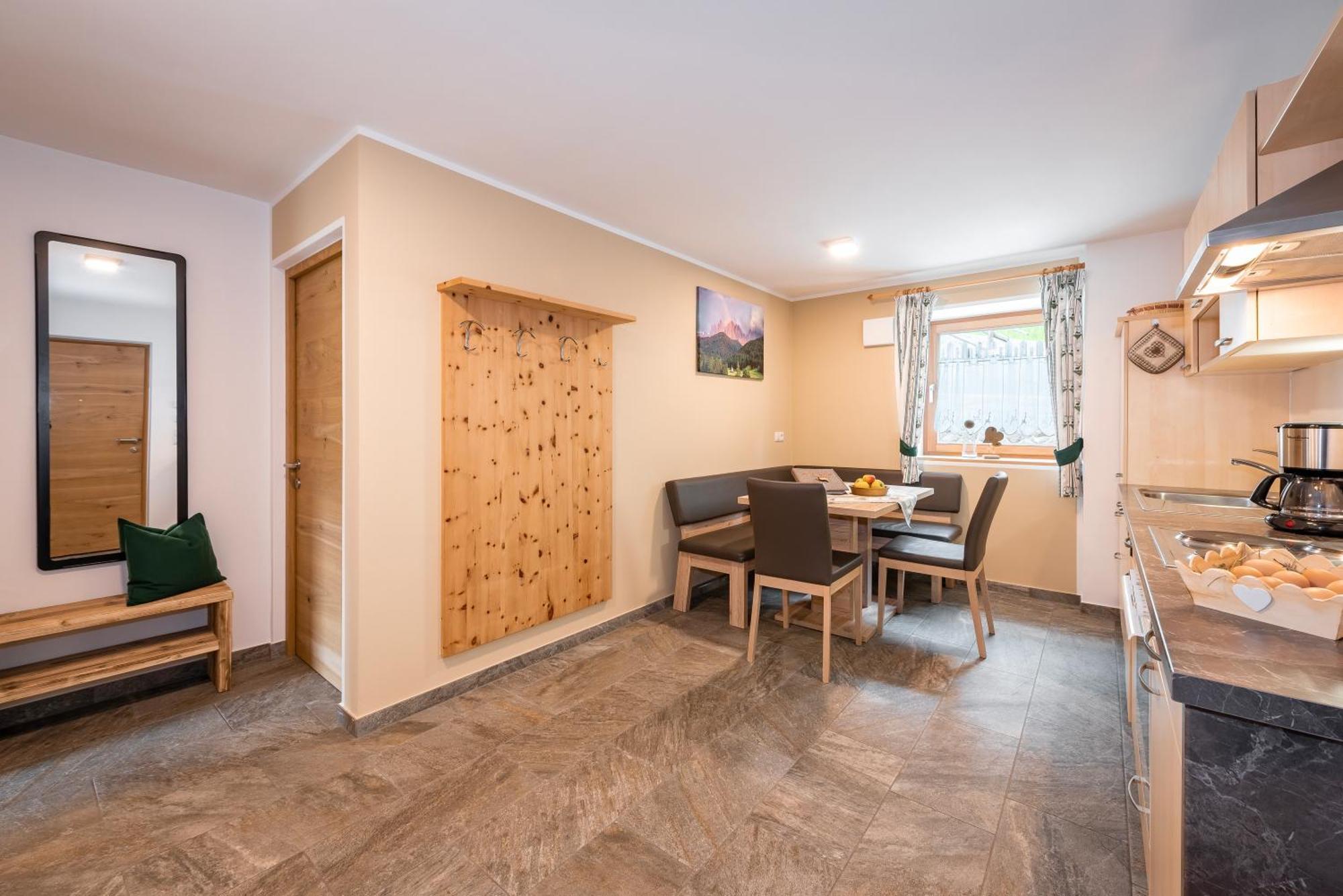 Planatschhof Apartment Funes  Exterior foto